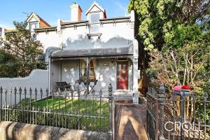 7 Thames  Street, Balmain